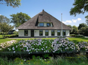 Fully sustainable farmhouse in Heiloo with a large garden
